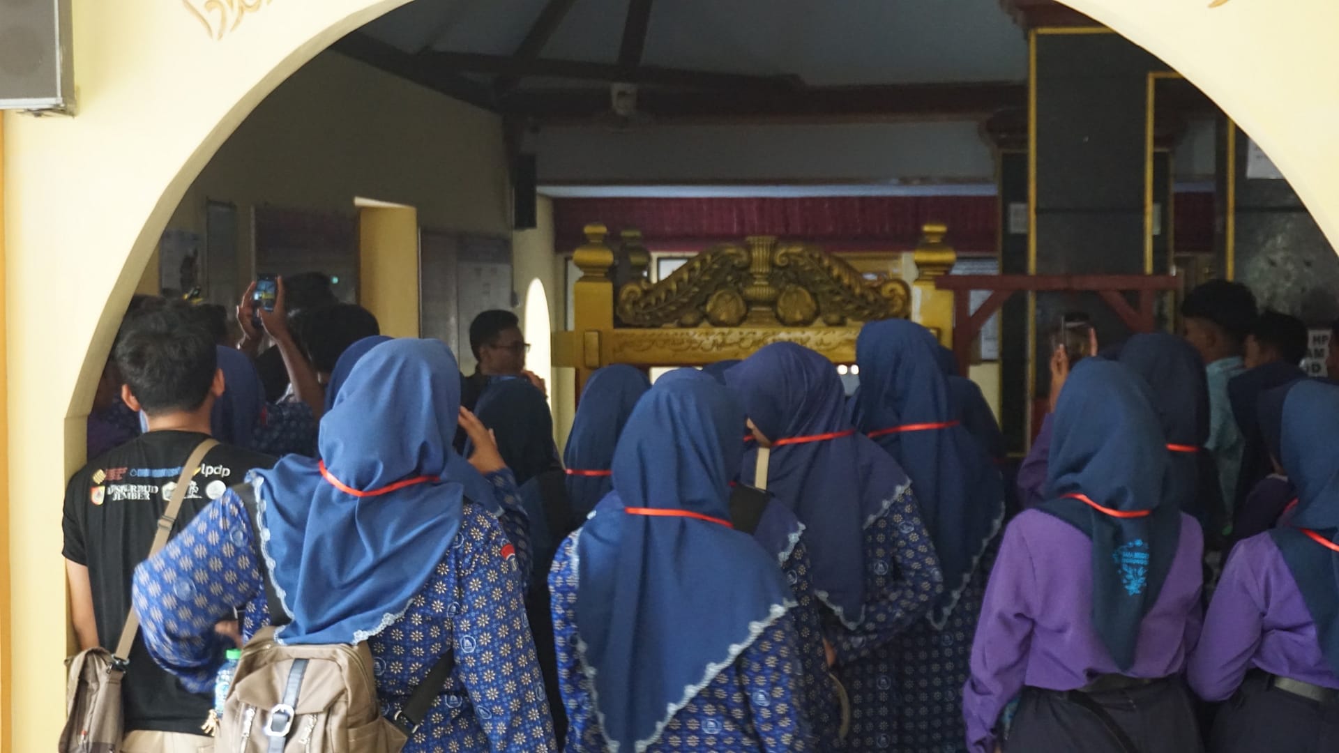 Kunjungan ke Masjid Al-Mubarok Berbek. (Foto: Istimewa)